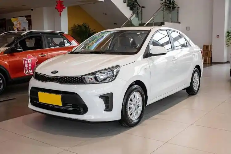 起亚的车怎么样女士自动挡省油小型车