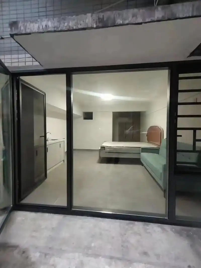 阳光瑞景车库,全新装修拎包入住,面积25左右平方,证件齐全可 - 抖音