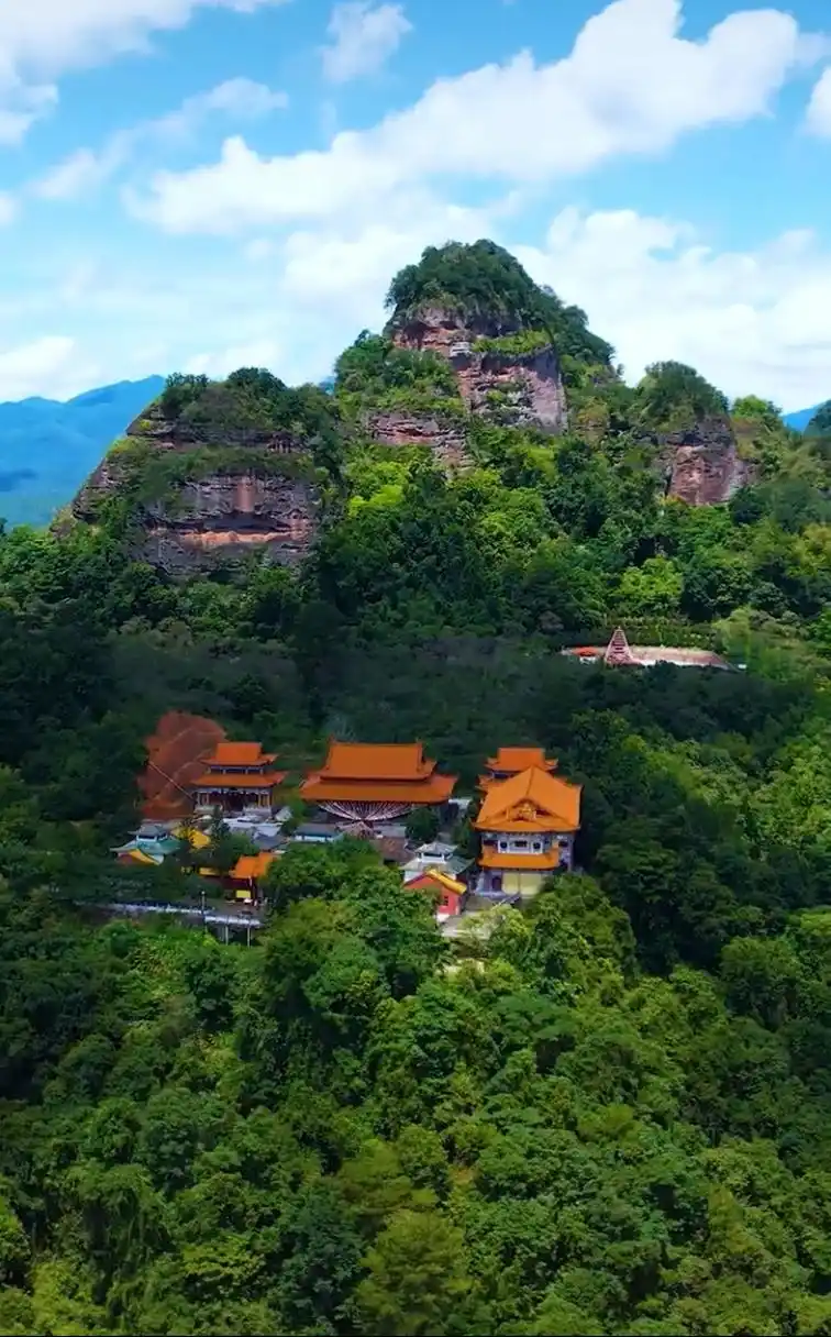 梅州五指石景区,汇聚丹霞地貌,森林生态,人文古迹的好景点#旅行