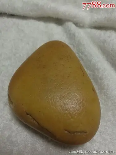 新疆金丝玉鸡油黄原石