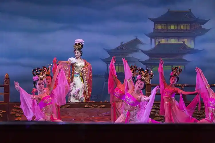 【唐代乐舞之四——霓裳羽衣舞】