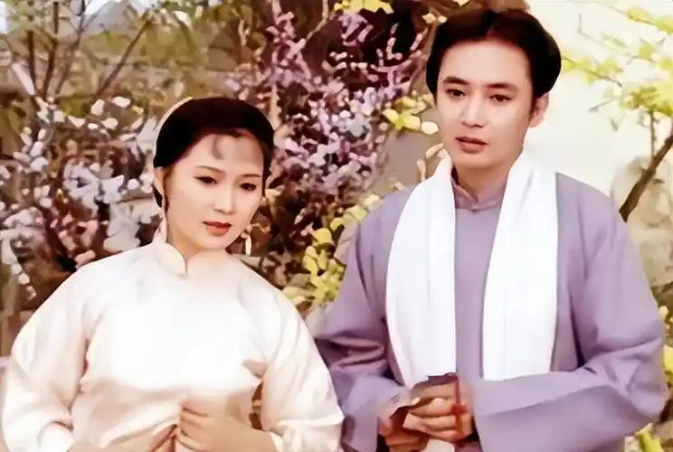 侯长荣和陈剑月,因红楼梦结缘,结婚39年无绯闻,被称为神仙眷侣_孩子