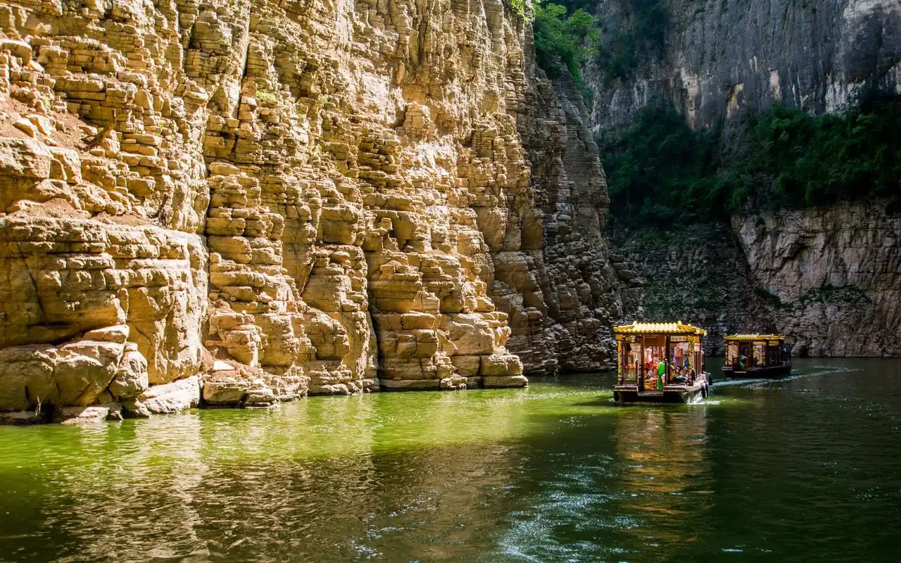 神女溪自然风景摄影图片桌面壁纸