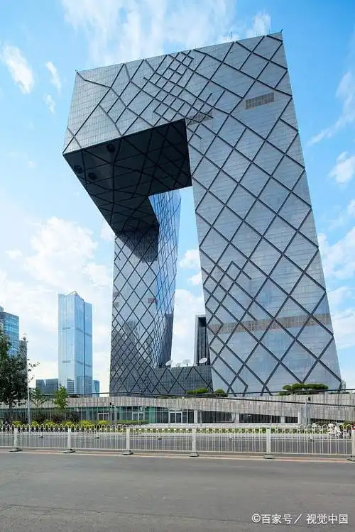 中央电视台(cctv)总部大楼是中国北京市的一座标志性建筑,由荷兰建筑