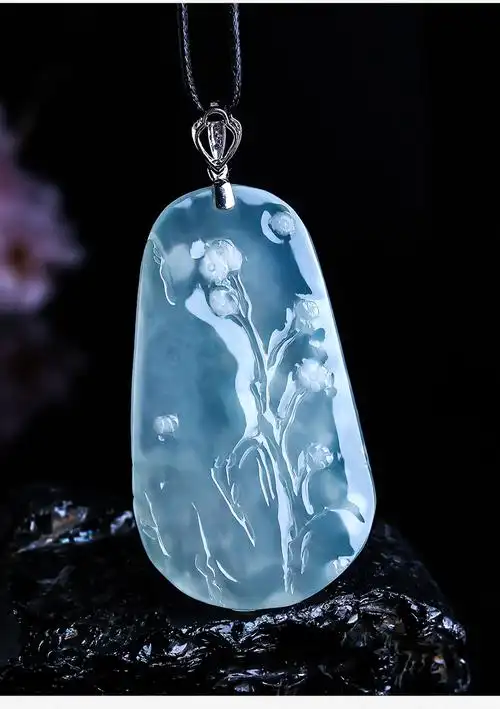 520礼物百博翡翠冰木那种梅花牌吊坠18k金镶玉天然缅甸玉石a货挂件玉