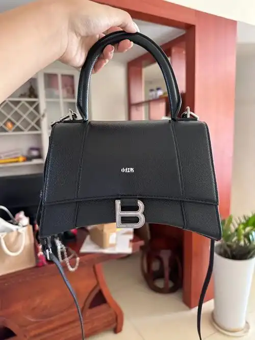 巴黎世家balenciaga |沙漏包