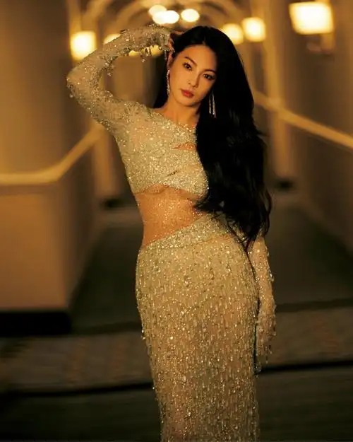 张雨绮身上好多钻