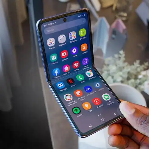 三星w2016分期 官方网_三星w2016手机图片_三星w2016参数评测