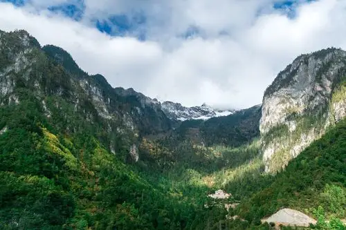 变身康巴汉子,去遥远的巴拉格宗再寻一场梦