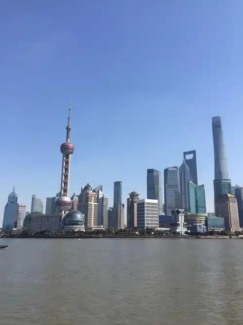 【携程攻略】上海外滩景点,白天看满眼都是近代西洋建筑风格的各种