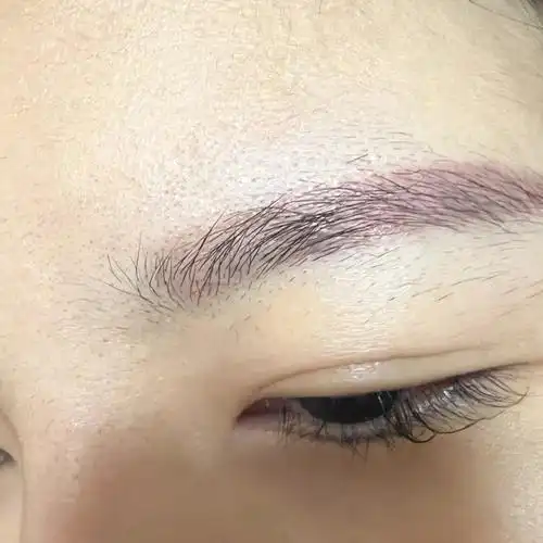 纹了好几次眉毛次次都变红