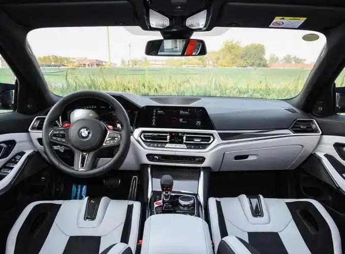 新款宝马m3内饰官图