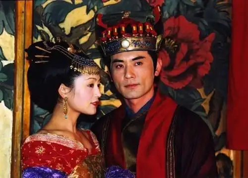 角色薛绍张易之