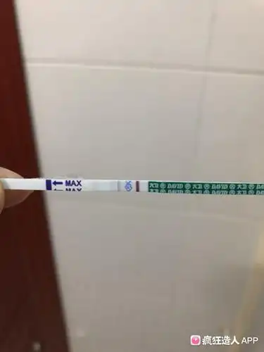 6.6血检怀孕,今天测的早孕试纸加深了,肚子有点疼是怎么回事