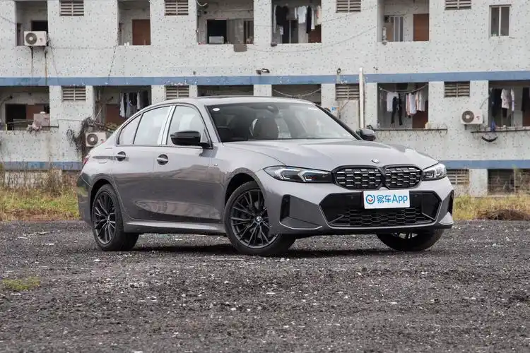 【2023款 宝马3系 330li m运动曜夜套装汽车报价_图片_参数配置】