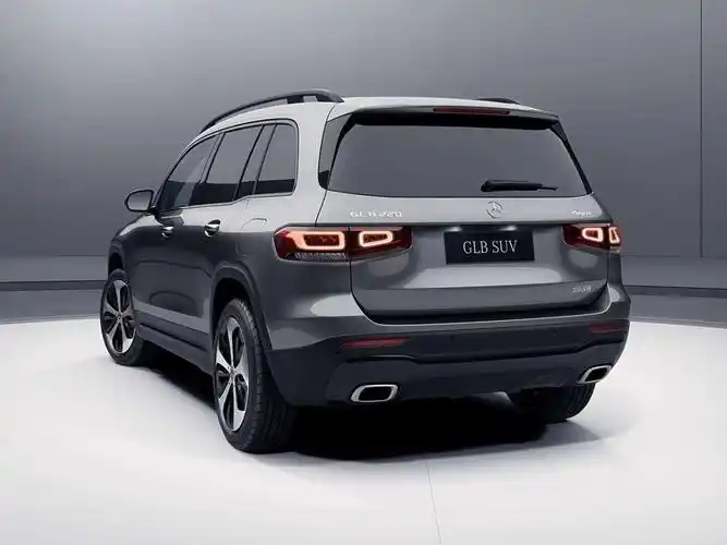 奔驰glb 220官方指导价33.09万元-35.