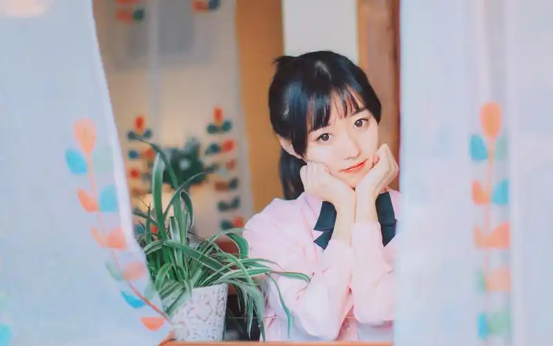 甜美少女高清治愈系写真图片桌面壁纸