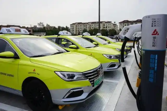 这家企业引领绿色出行,投放新能源出租车占上海总量近6成