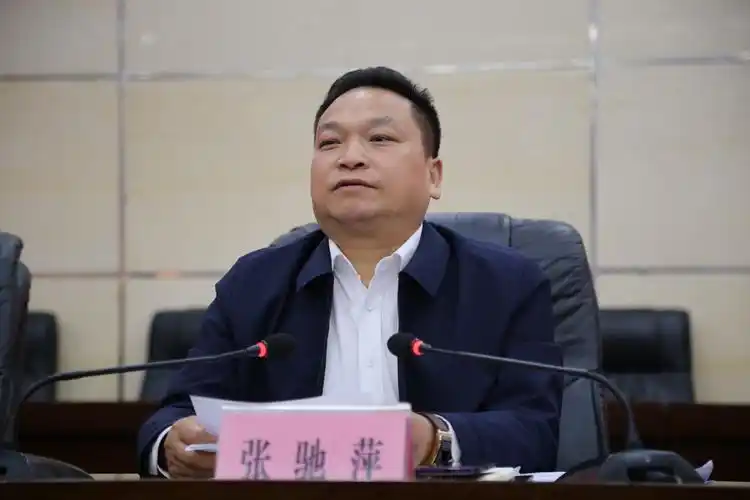 市人民法院院长宋健,市人民检察院检察长吕恩坤,市公安局政委杨树林