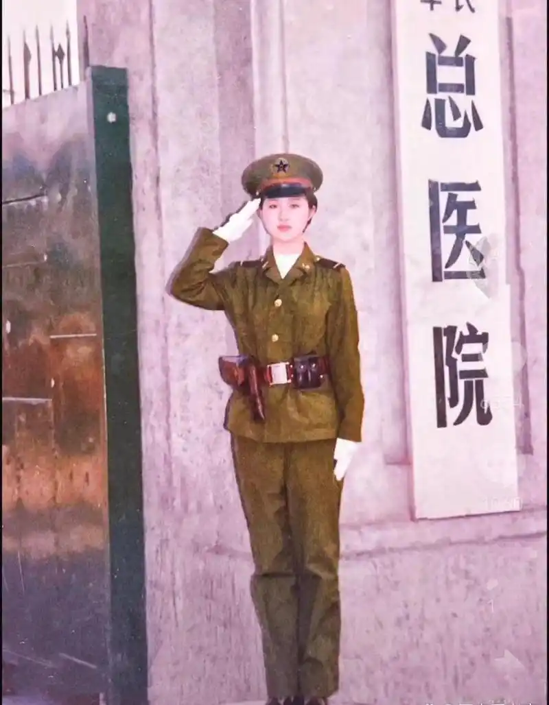 80年代的女兵