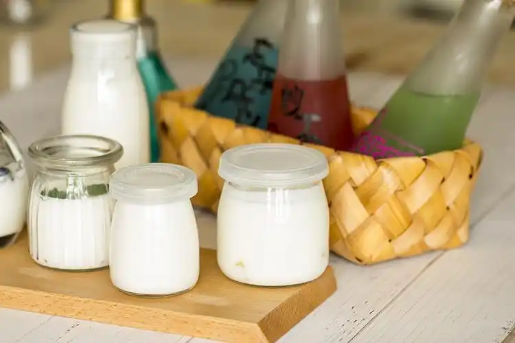 4只装酸奶瓶100ml带盖玻璃瓶果冻杯子家用布丁杯饮料瓶子舌苔上的瓶4