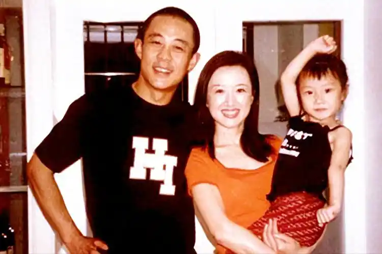 原创潘雨辰目睹前夫侯勇梅开三度两年短暂的婚姻让我至今后怕