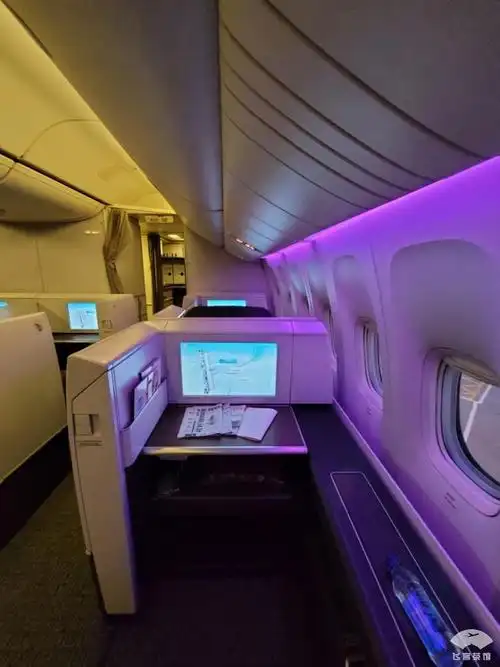 头等舱|8000里程升级国航头等舱!一架快9岁的b777,这配置咋样