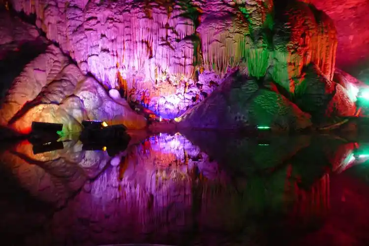 湖南永州宁远县紫霞岩首发