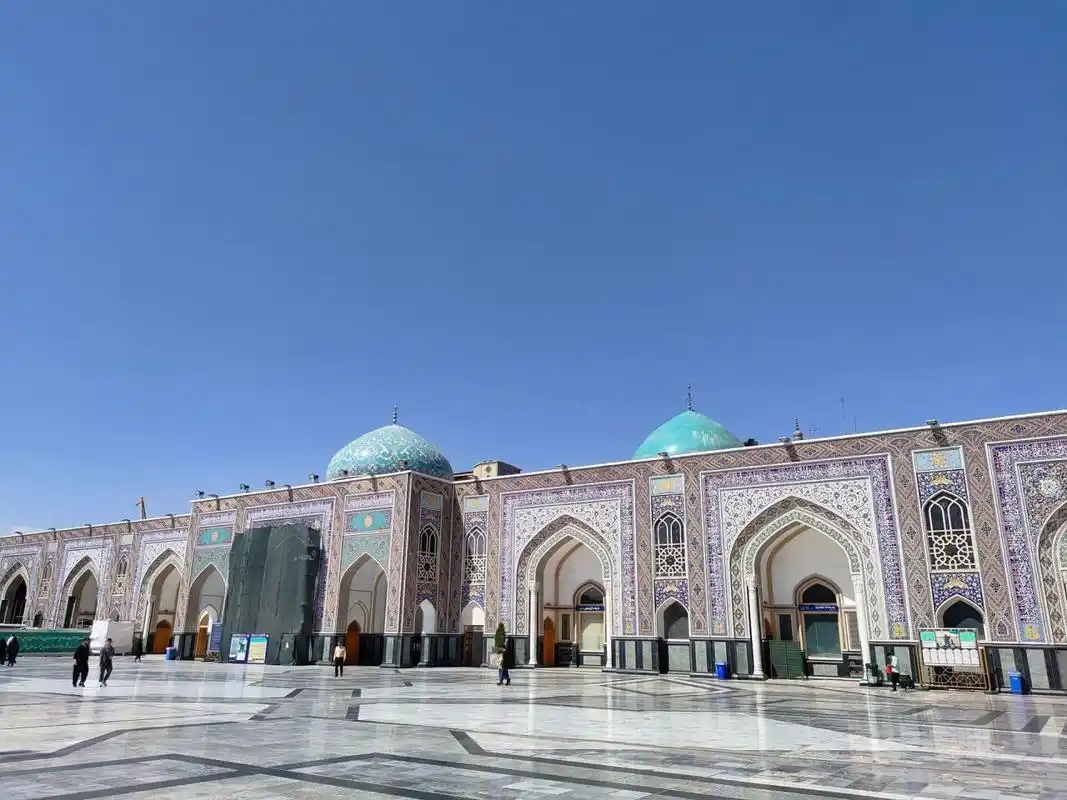 伊朗游记9493 | 马什哈德的伊玛目广场 来到马什哈德的第一天,在