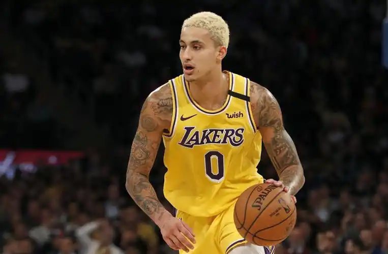 想用莫里斯换沙梅特或库兹马?干脆换詹姆斯得了