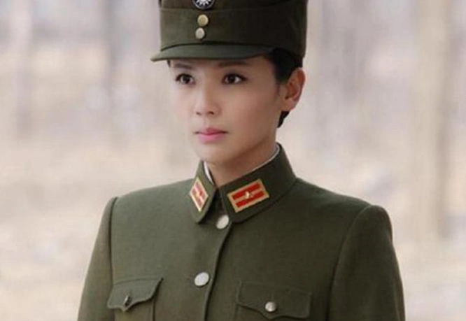 当过兵的5大女星:刘涛孙俪上榜,而她的军衔高的让人难以相信!