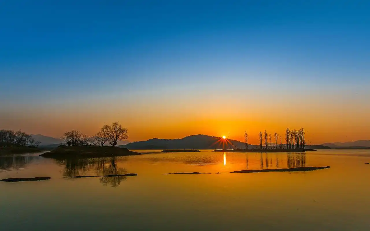 日落黄昏美景高清电脑桌面壁纸