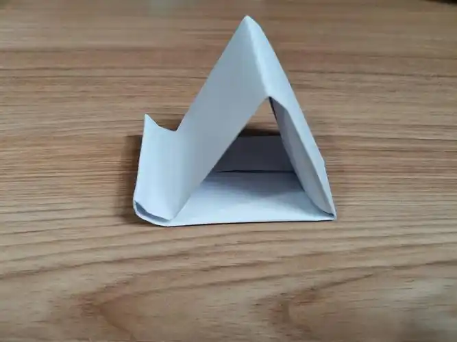 手机支架用一张纸搞定?对,根本不用买,一分钟做完,还超好用