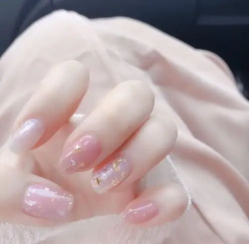 小仙女们的美甲"乖乖牌",温柔优雅的气质更惹人爱!