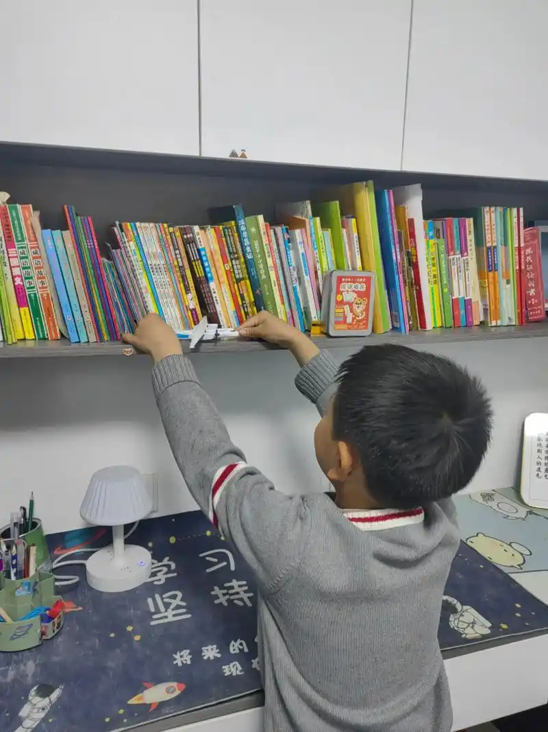 动手能力培养 #记录成长的你 周末劳动整理小书桌