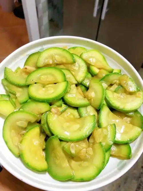 雨天78来盘清炒西葫芦开开胃78