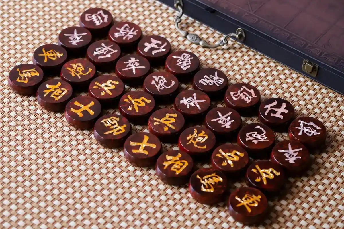 可收藏的精品象棋.饱满大棋子,颗颗瘤 - 抖音