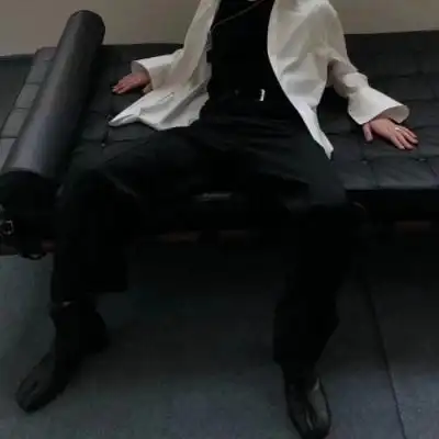 qq头像成熟男生帅气高清成熟帅气的男生头像图片