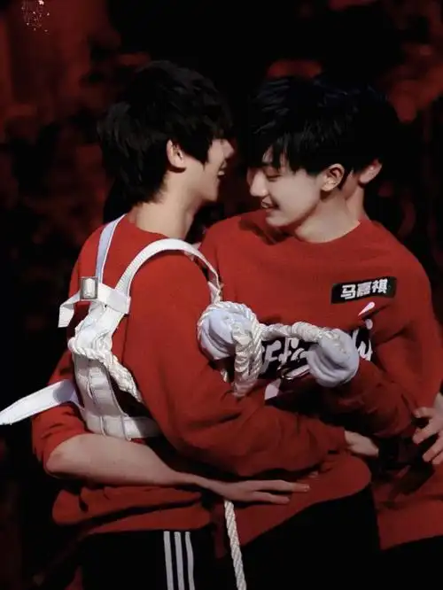 祺鑫马嘉祺丁程鑫我们俩