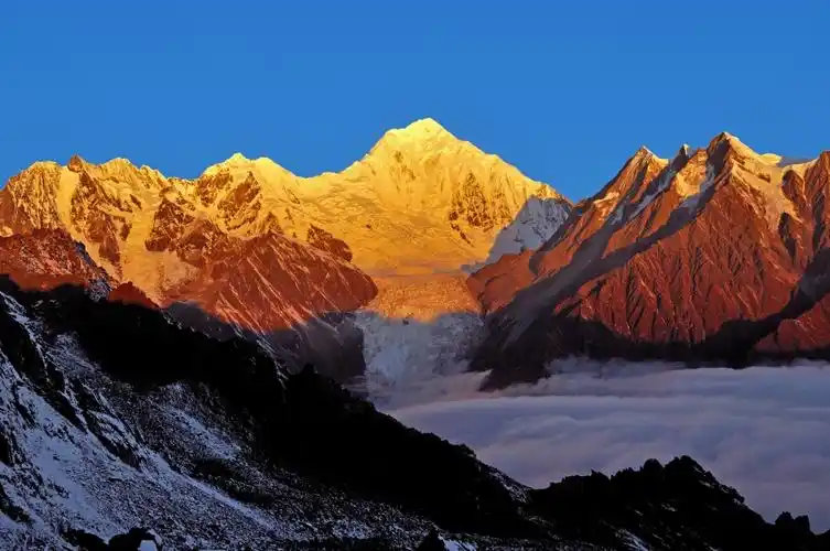 相约中国旅游日四川海螺沟喊山节带你云上喊山