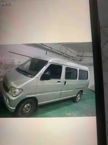 个人一辆五菱之光加长版面包车出售.车况非常不错.