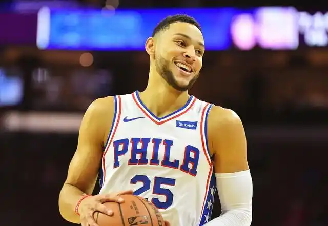 26分钟14次助攻,上赛季助攻场均8.2次,费城新星将冲击助攻王!