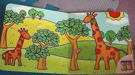 儿童画动物世界简笔画房子