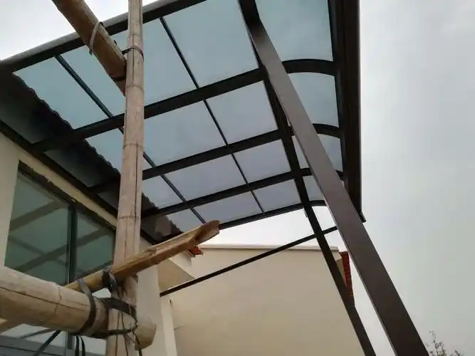 铝合金雨棚雨水槽应该怎么安装 - 云知