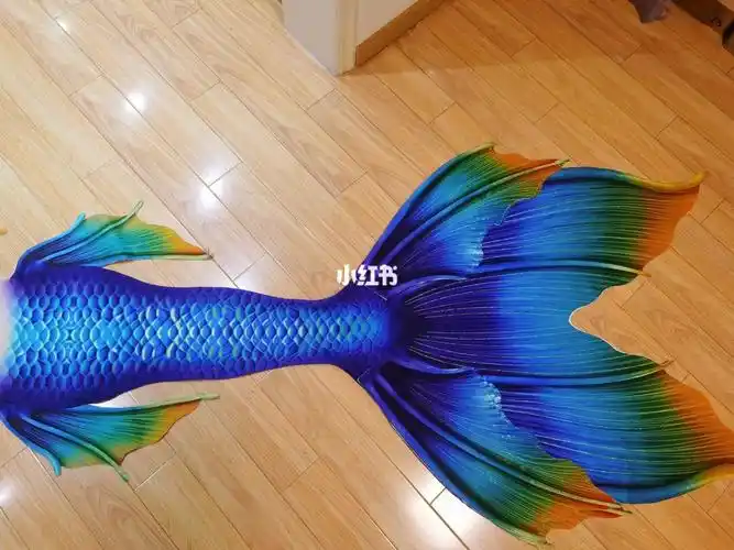 浮光美人鱼尾巴