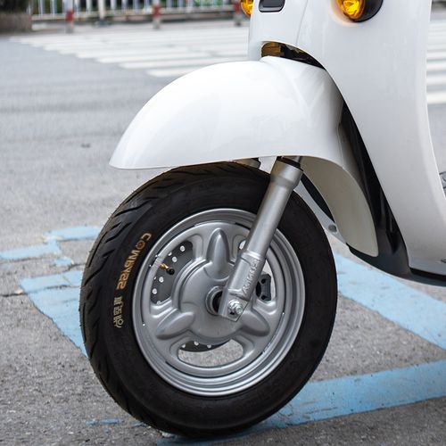 龟王电动电动车车前挡泥板电瓶车前轮泥瓦小绵羊雅迪更多电动车零