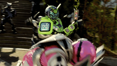 假面骑士01时王剧场版下篇解读:崇皇01火力全开 或人再次当孤儿