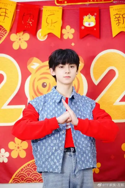 左航在哪所高中_巴蜀中学十大校草