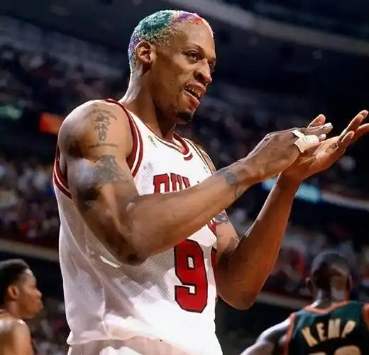 nba罗德曼有多疯狂?前妻回忆:他带我在球馆春宵一刻_卡门_篮球_麦当娜