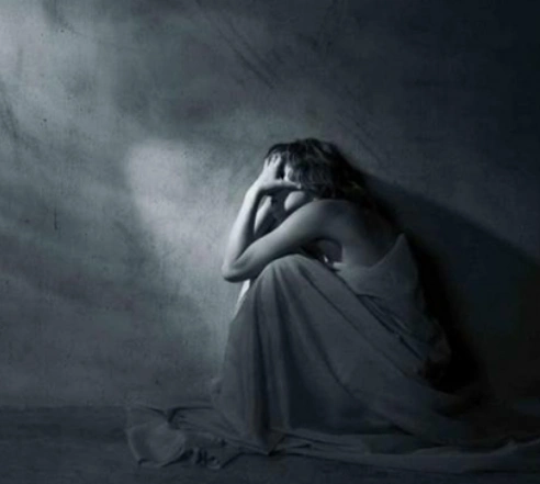 摄影师镜头下的抑郁症患者:抑郁症像一个大脑的囚笼一场心理战争